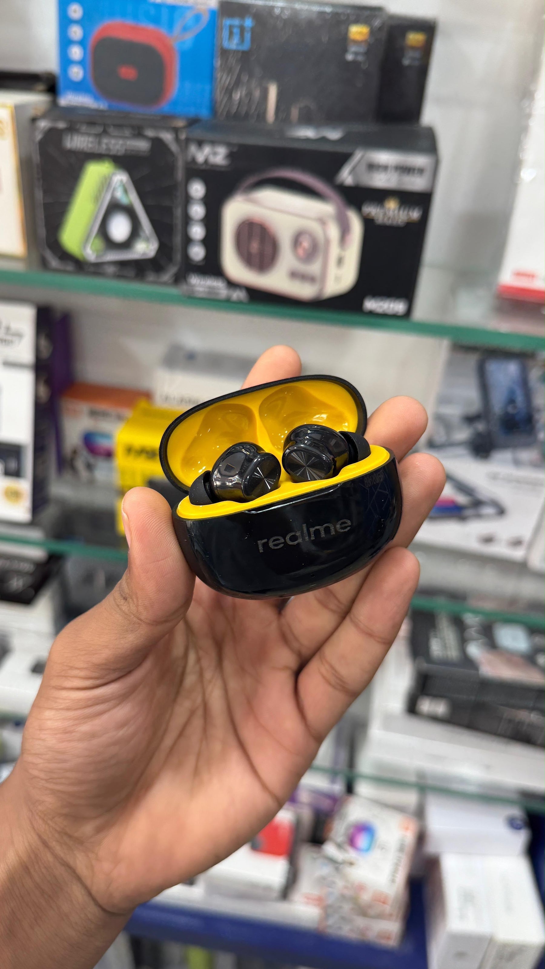 Realme T200 Lite